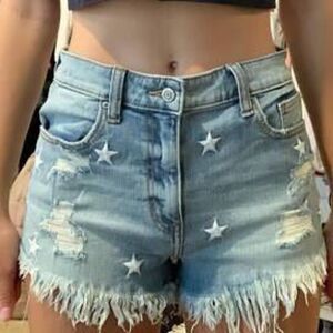 Eunina Lula stars cutoff hi-rise size 5 shorts